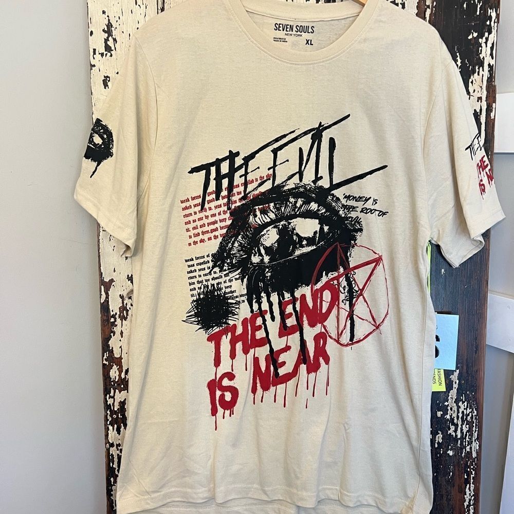 NWT Seven Souls New York The End Is Near Men’s T-shirt. Size XL.
